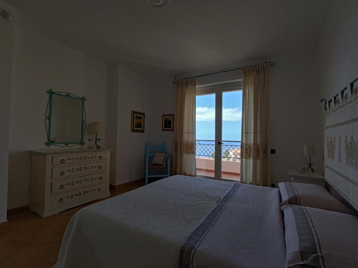 Апартаменти Splendida Vista Sul Mare Nebida Екстер'єр фото