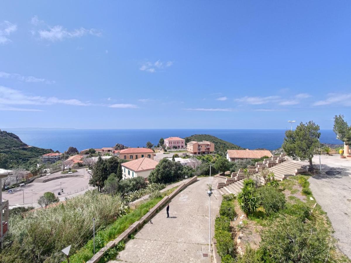 Апартаменти Splendida Vista Sul Mare Nebida Екстер'єр фото